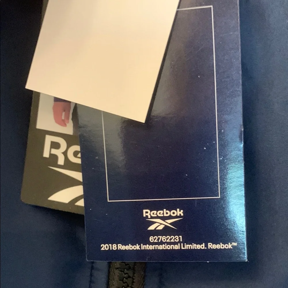 Reebok Men's Navy Jacket XL with Hood - Picture 7 of 11